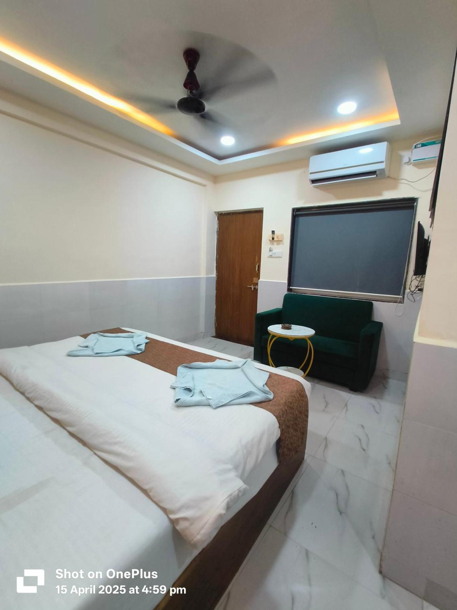 Hotel Small Daddy Plus كالانغيُت المظهر الخارجي الصورة