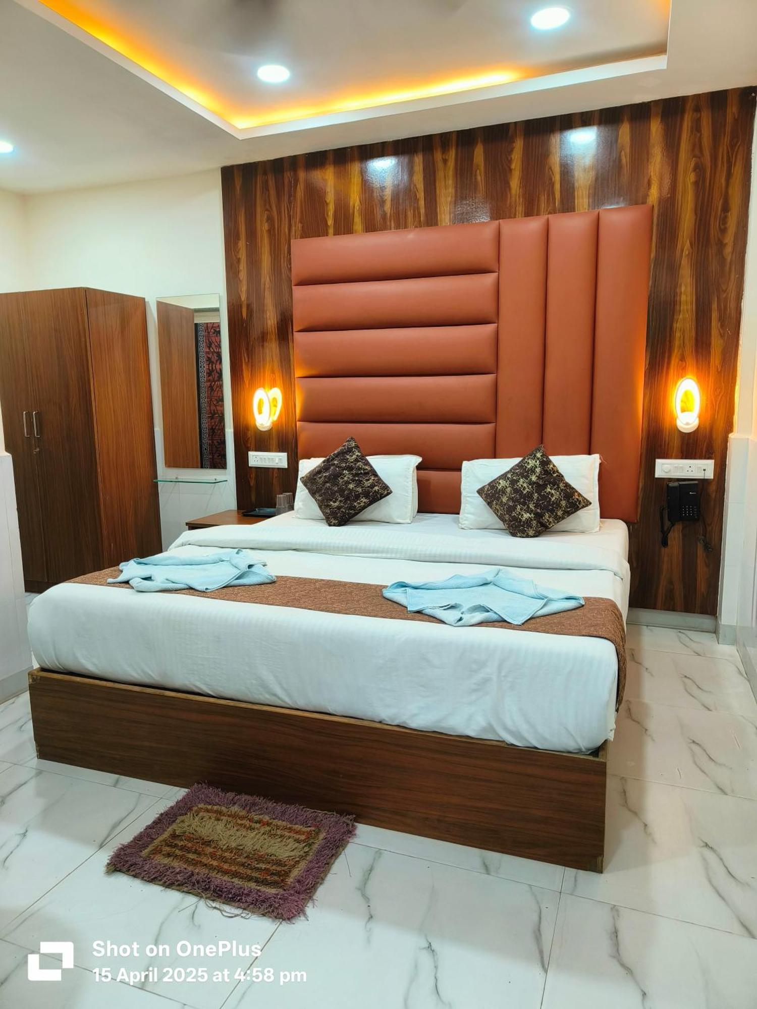 Hotel Small Daddy Plus كالانغيُت المظهر الخارجي الصورة