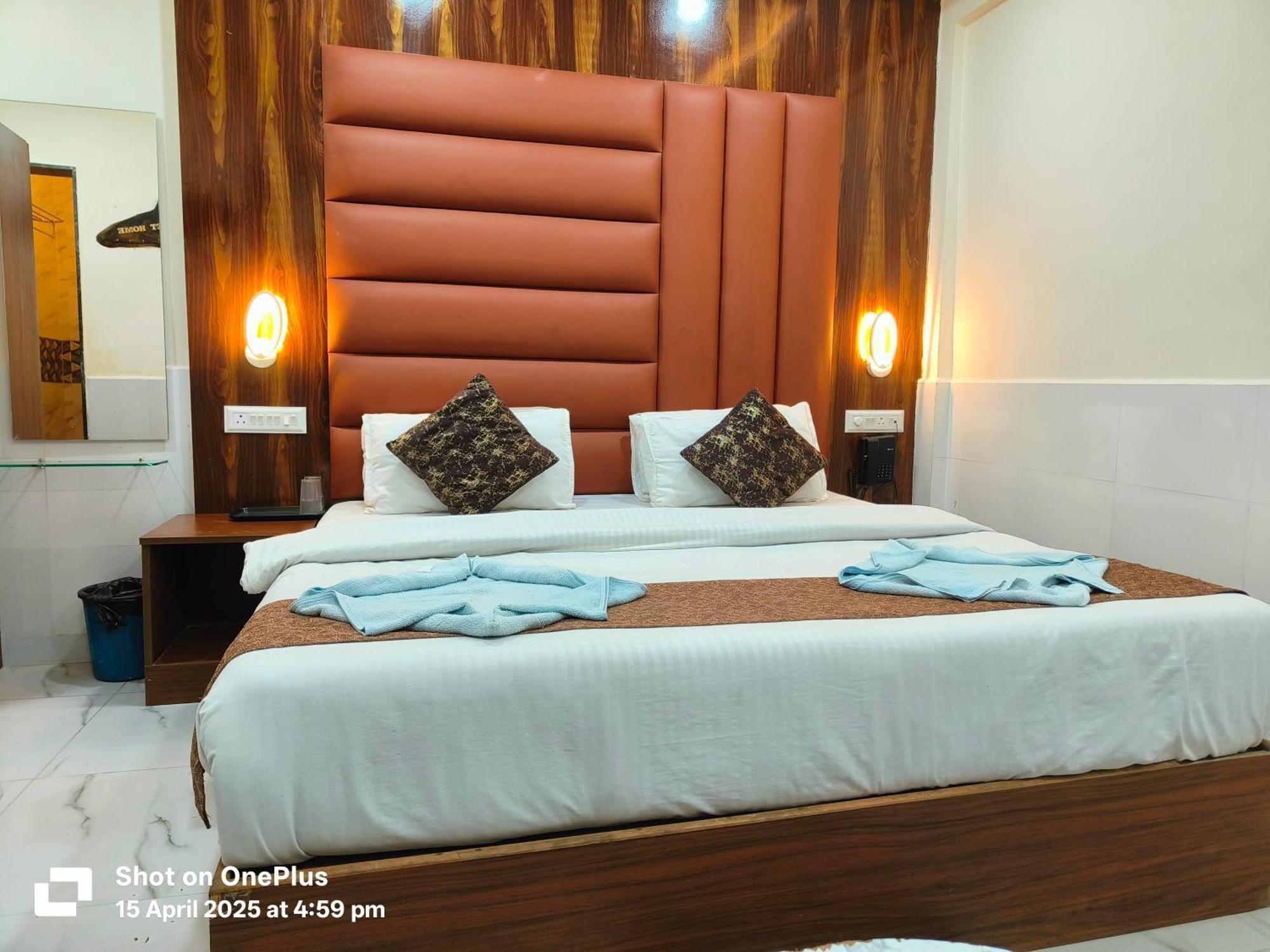Hotel Small Daddy Plus كالانغيُت المظهر الخارجي الصورة