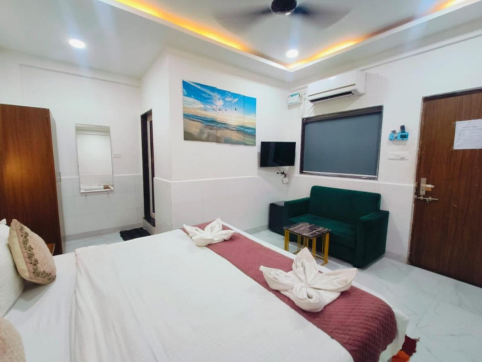 Hotel Small Daddy Plus كالانغيُت المظهر الخارجي الصورة